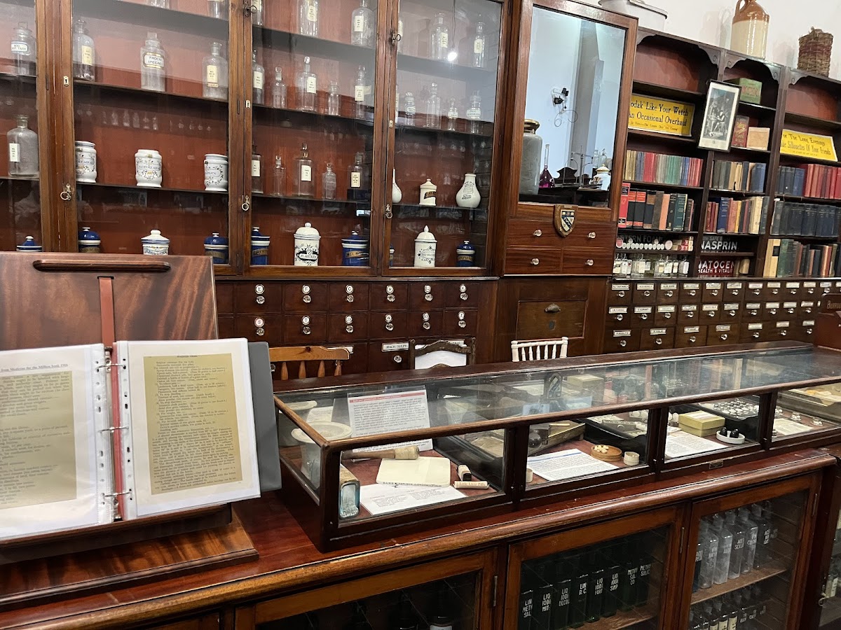 Caffi Botanica Café