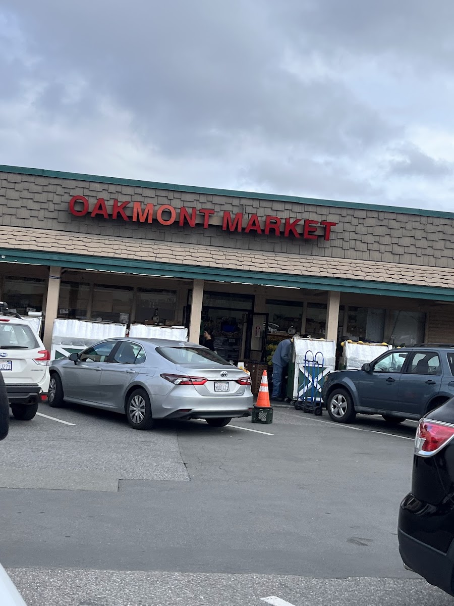 Oakmont Market