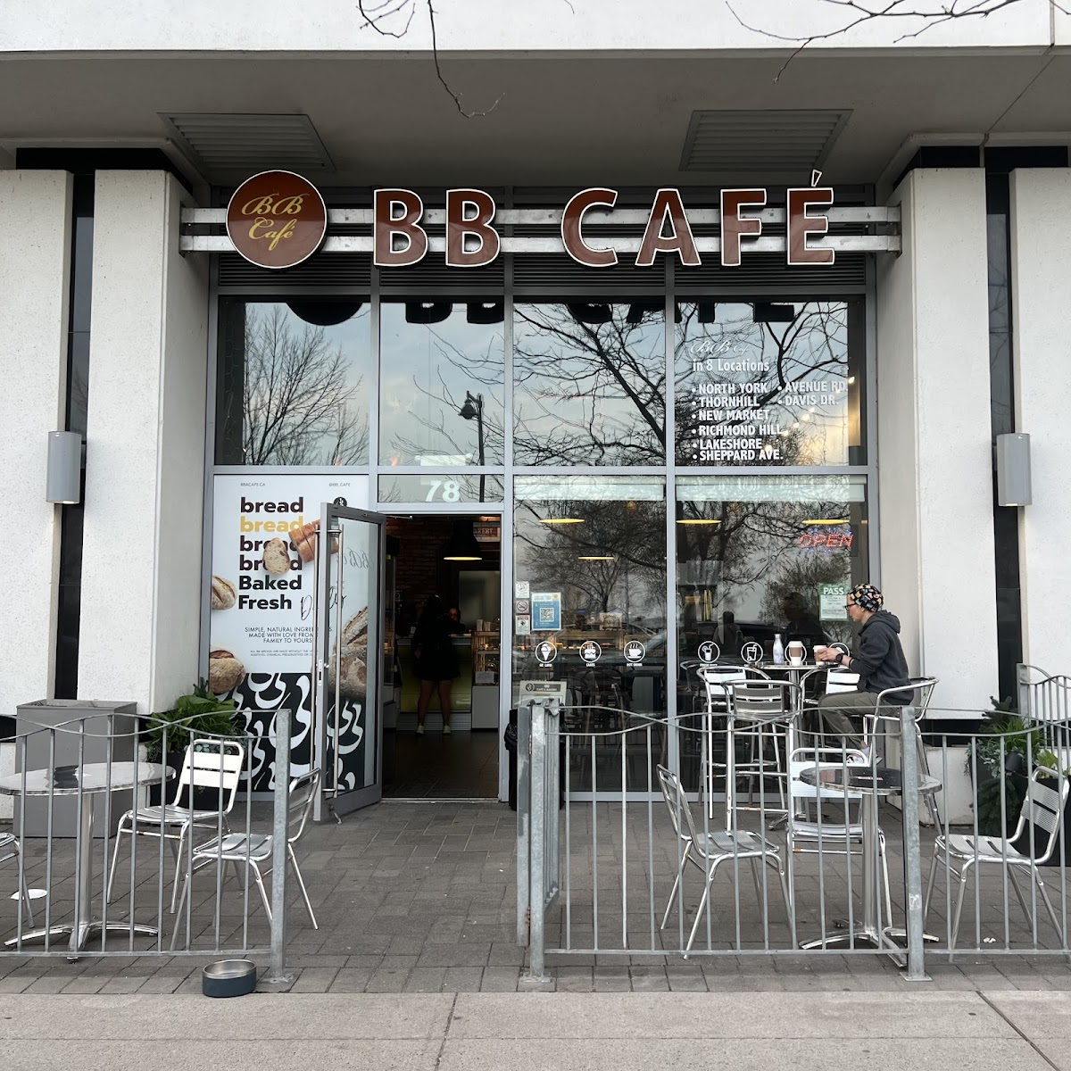BB Cafe- Lakeshore