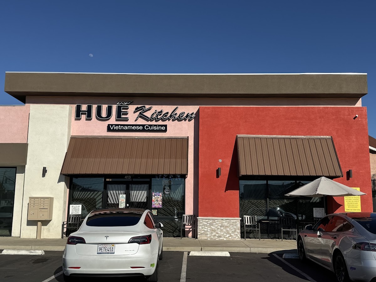 Hue Kitchen