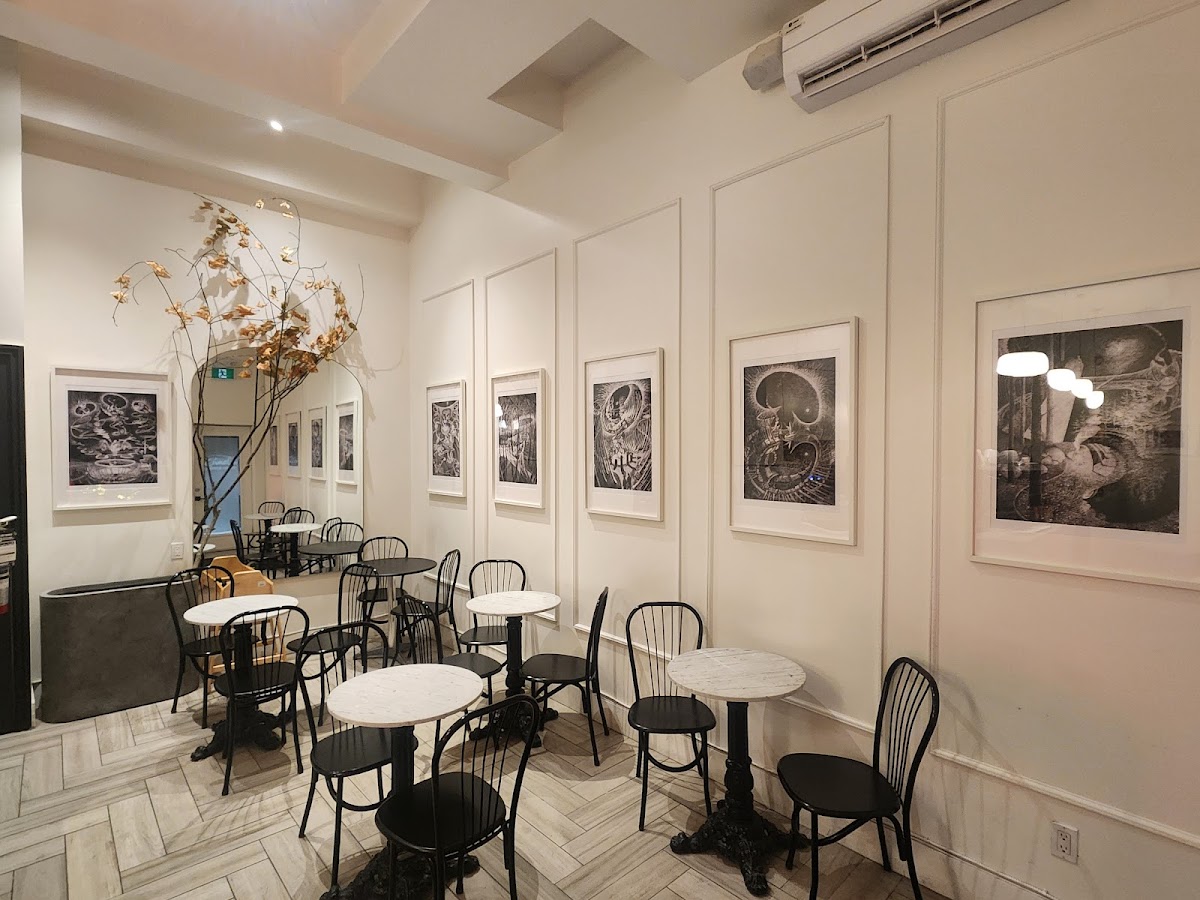 Canela crepes & coffee