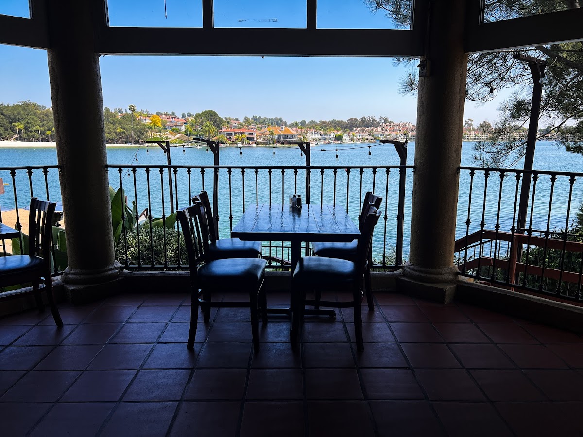 Hacienda On The Lake