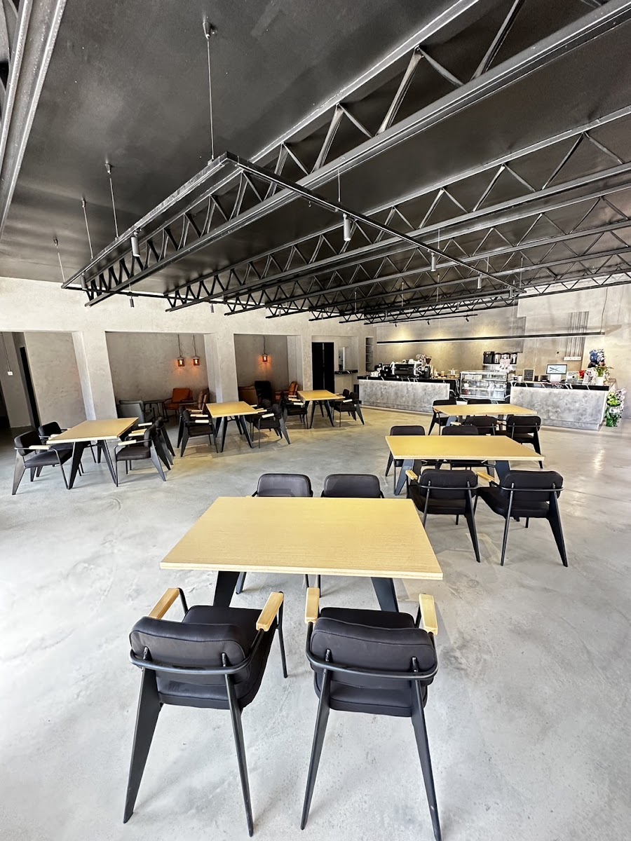 The Boring Cafe x Sprino Tea