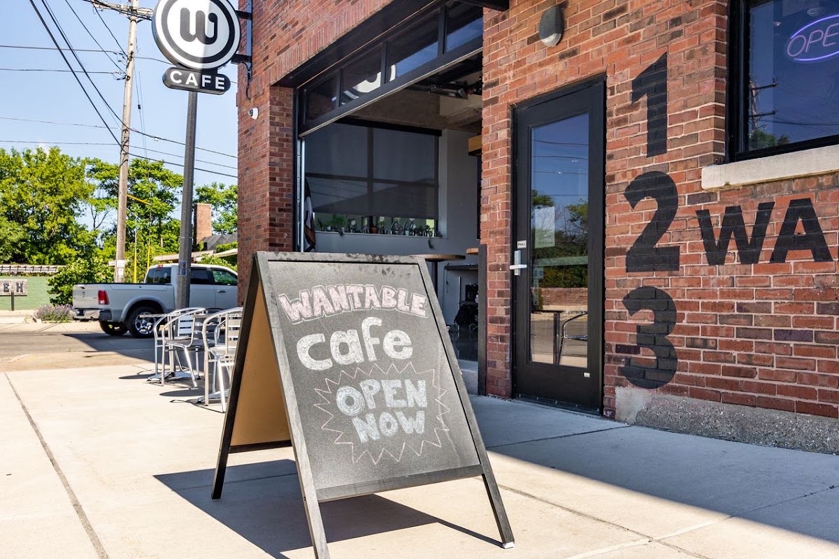 Experience Milwaukee at the Wantable Cafe