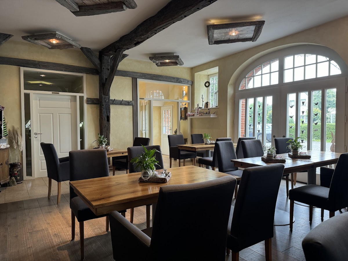 Cafe Golzwarder Deel