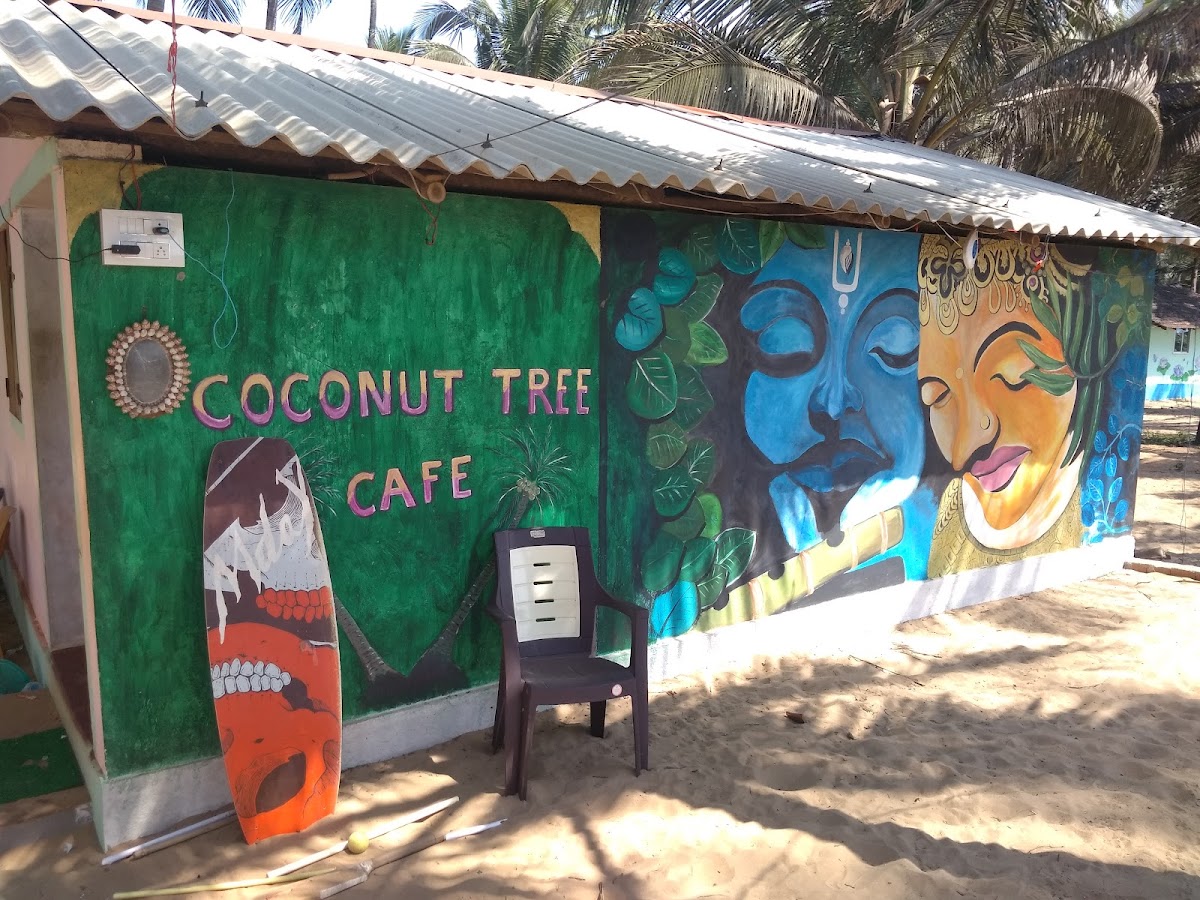 Coconut tree cafe