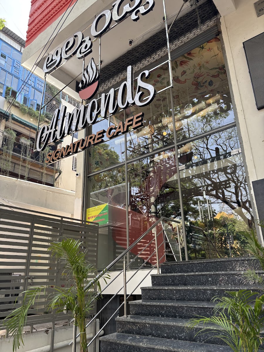 Almonds Signature Cafe