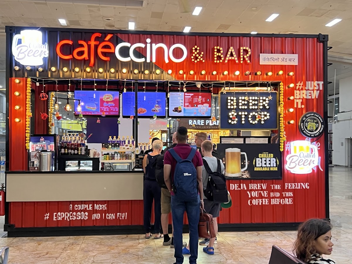 Cafeccino & bar