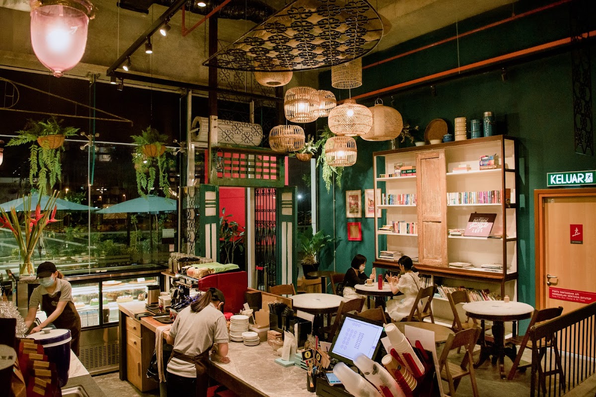 La Promenade Black Bean Coffee & Tea