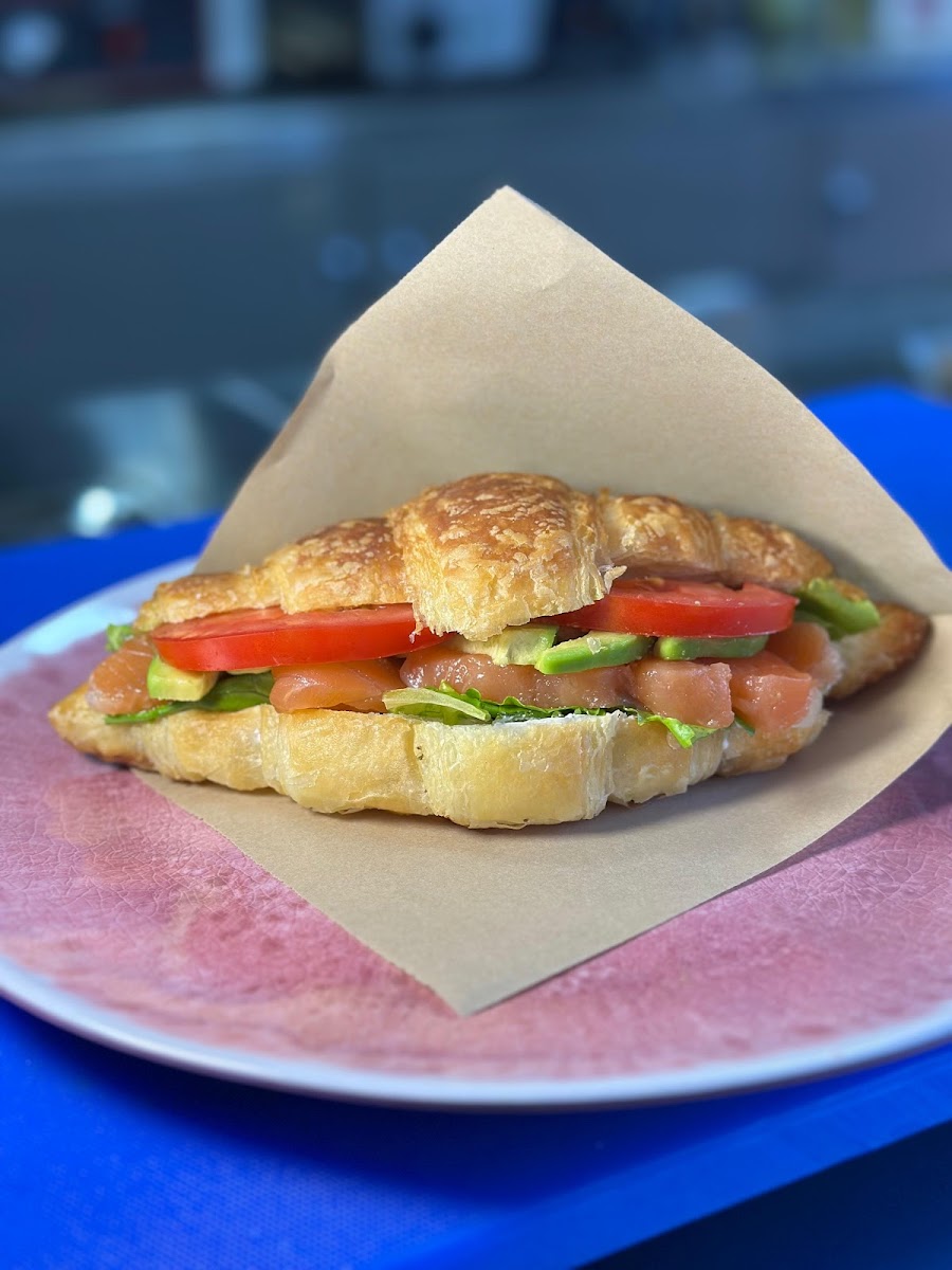 Cafe נקודה. Coffee & food