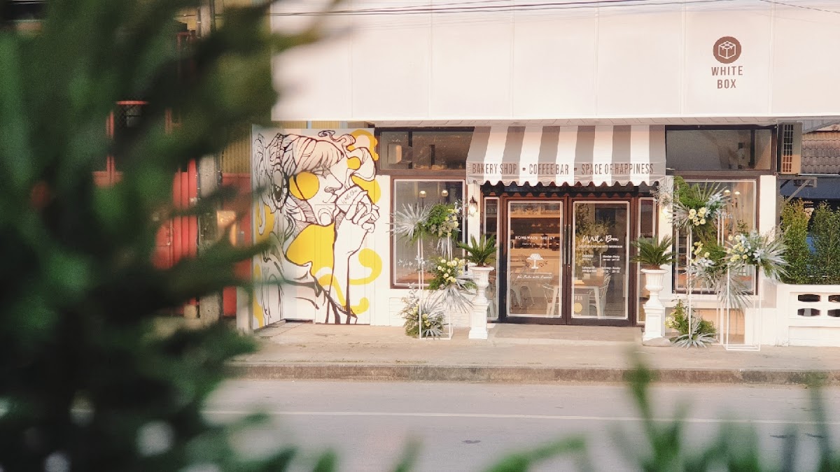 White Box Maechan, Chiang Rai