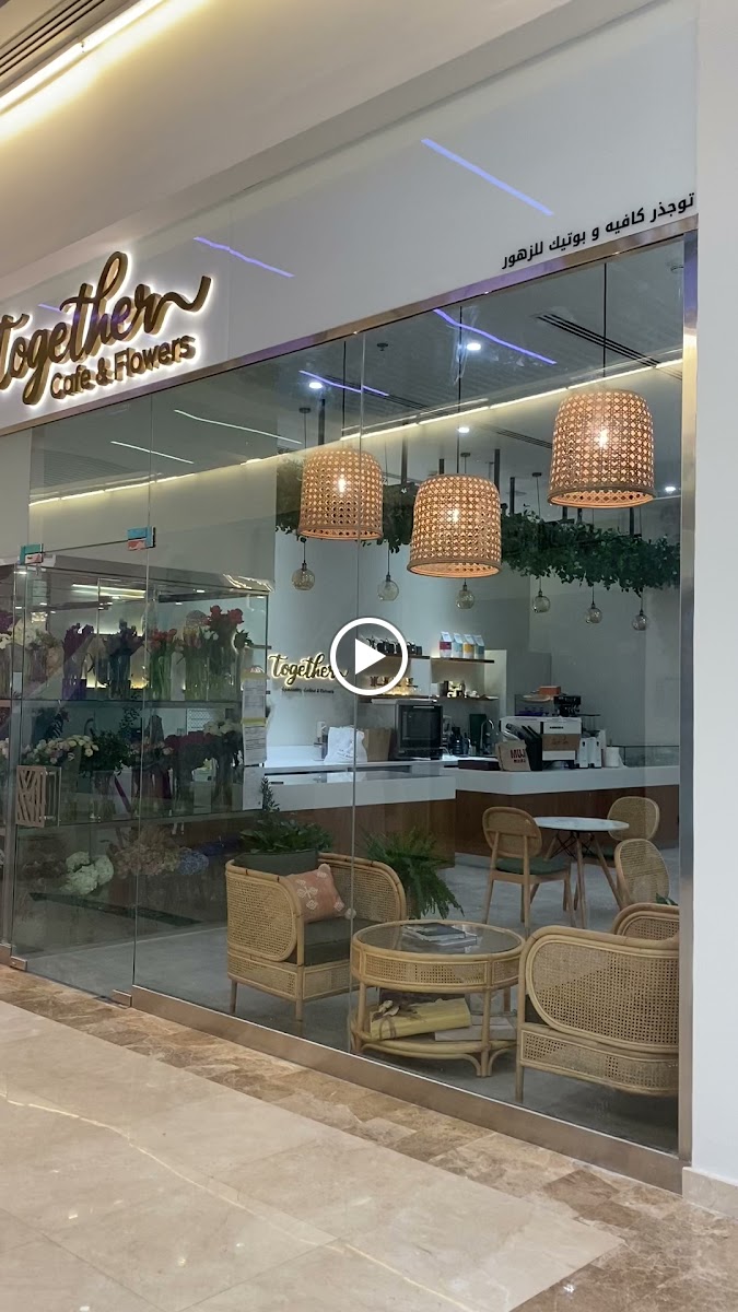 Together cafe and flowers