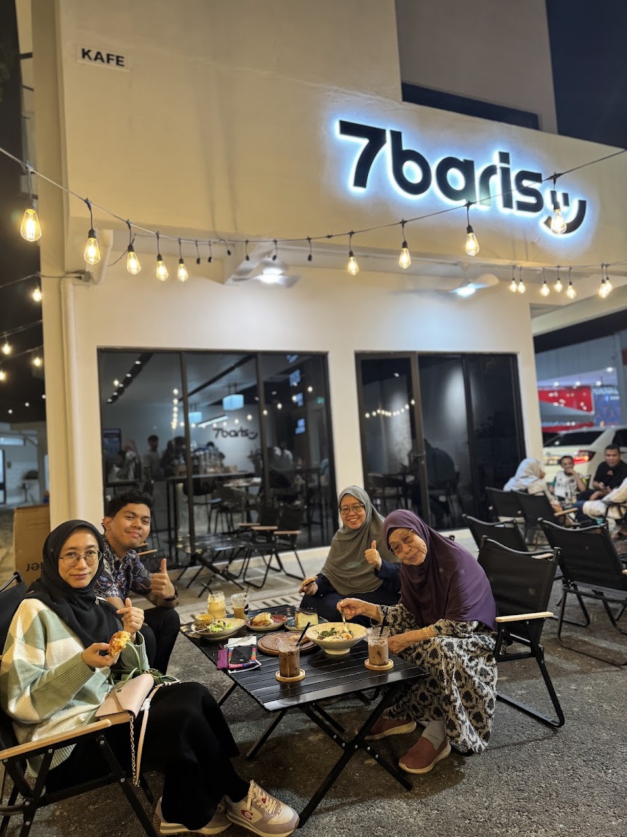 7 Baris Cafe