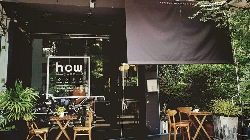 How Bear Cafe & Eatery