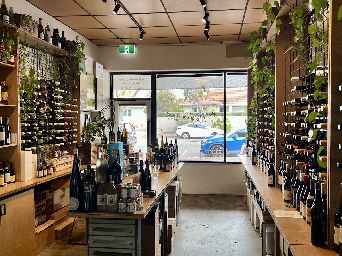 The Neighbourhood Kitchen, Coffee & Bottle Shop