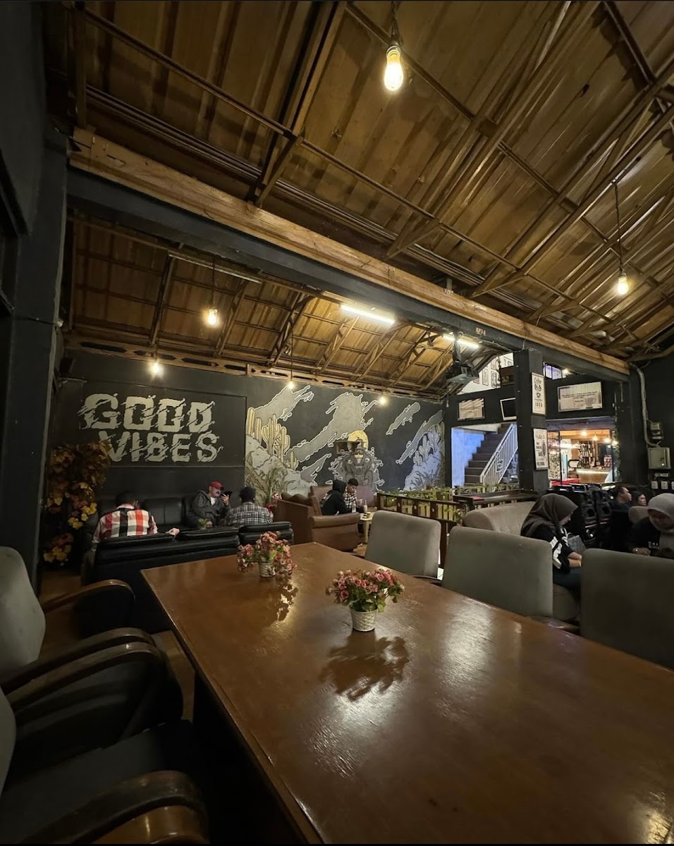 SK CAFE Coffee Bar & Resto