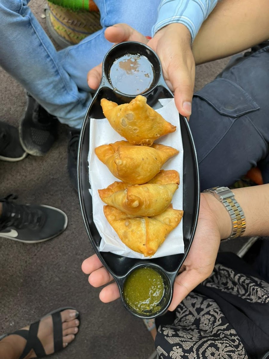 PizzaMe Koffeehouse (formerly Chai Samosa Stories)