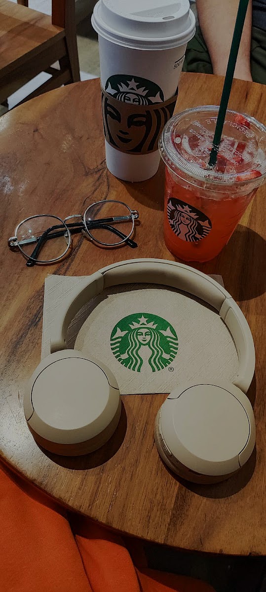 Starbucks Plaza Cibeles