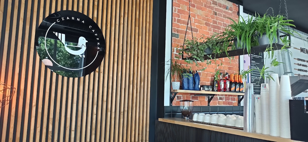 Czarna Caffka • Kawiarnia • Cukiernia