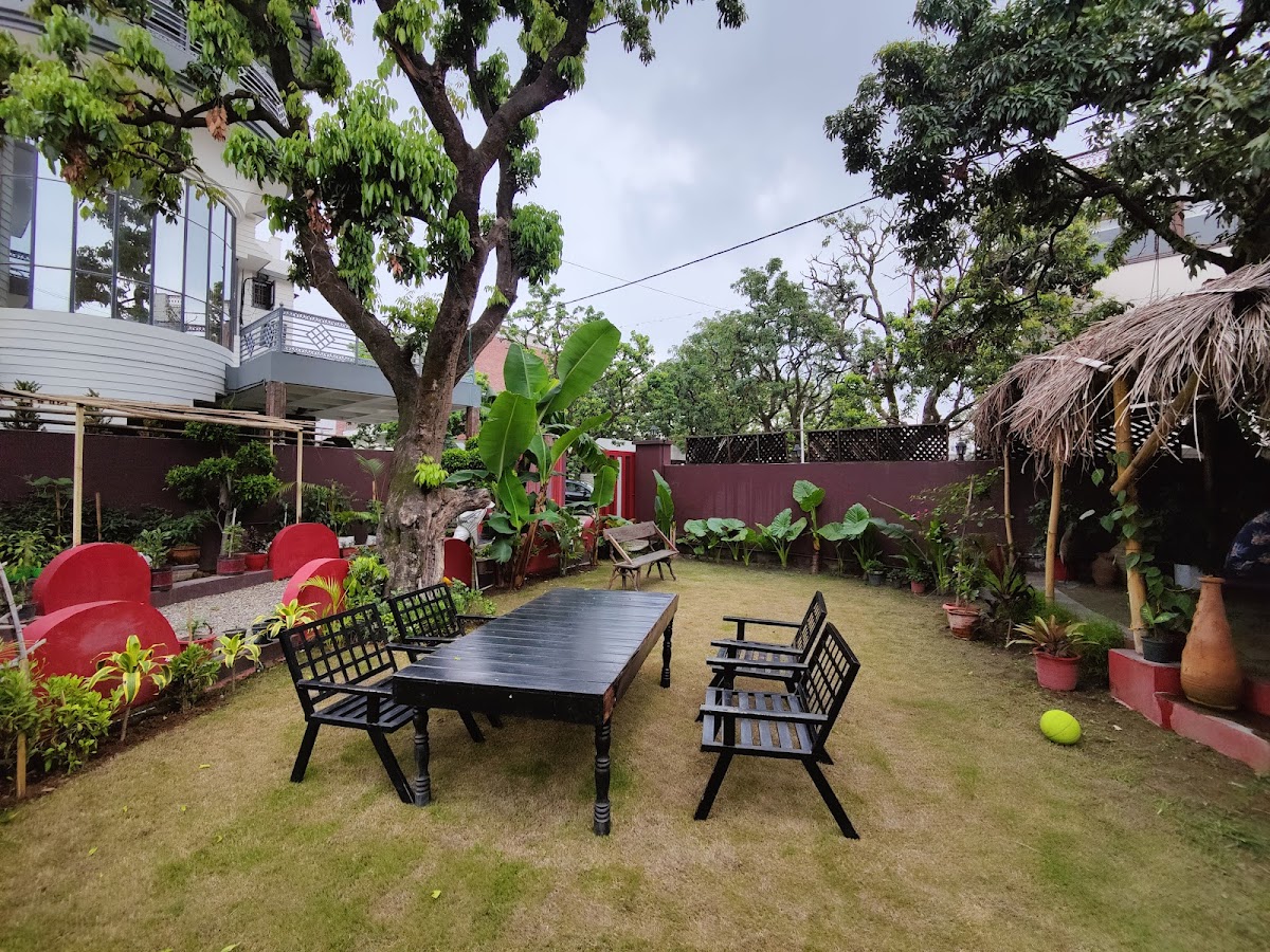 Poit From Hills Cafe & Store