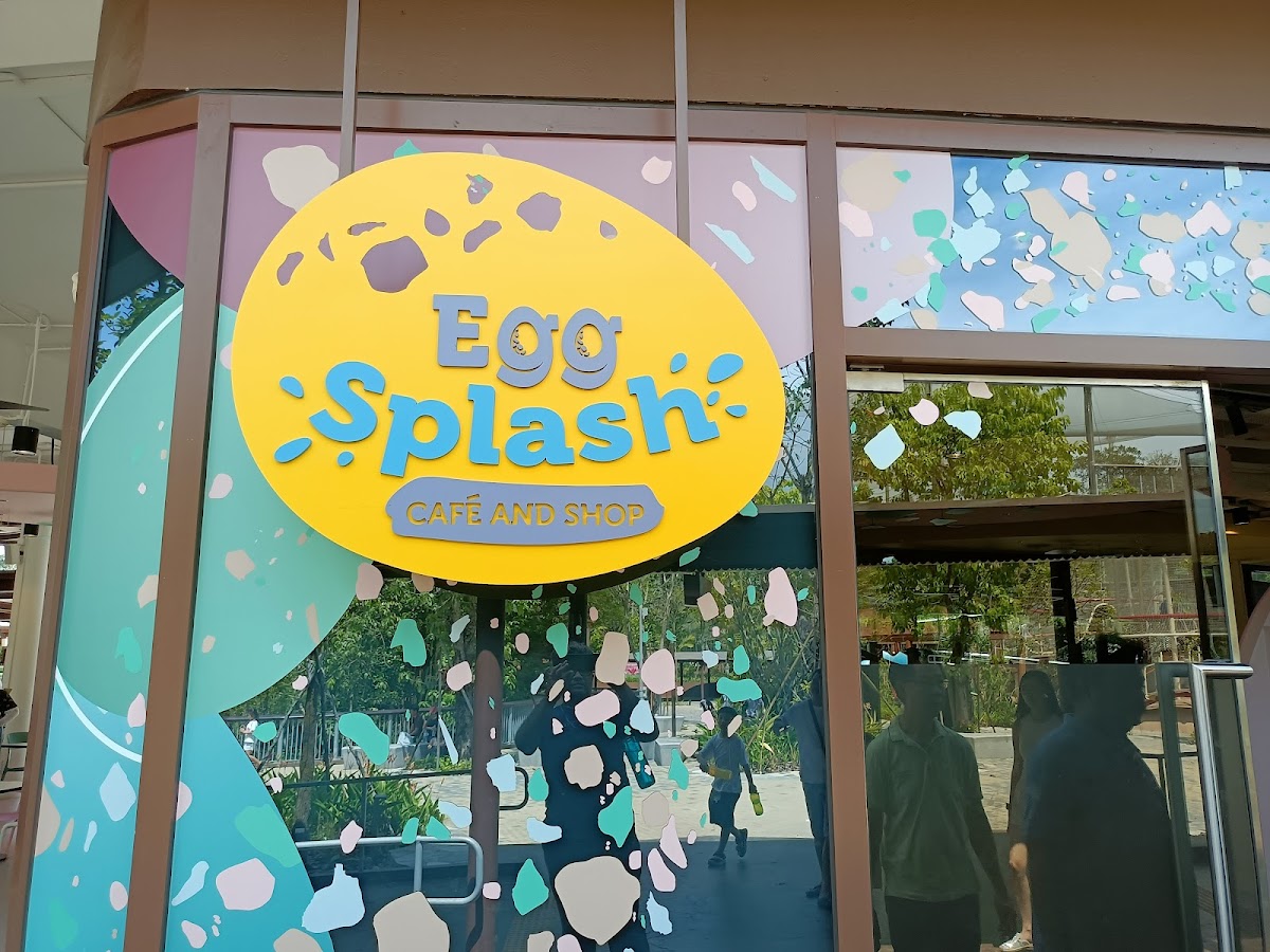 Egg Splash Café and Gift Shop