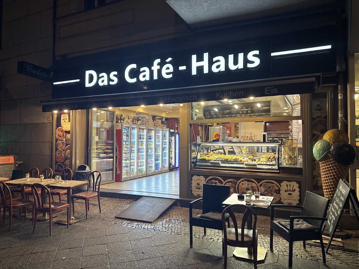 Das Cafe Haus