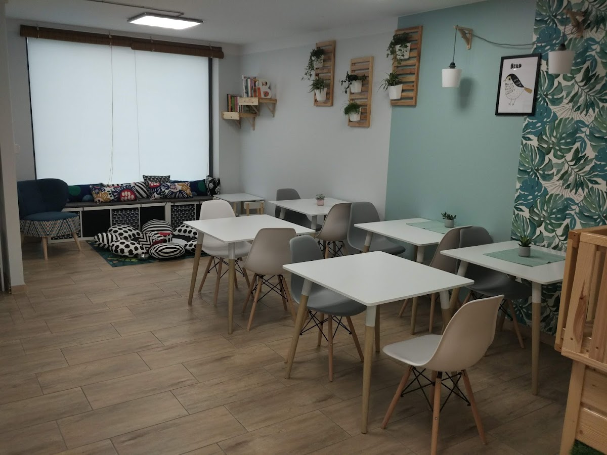 Hopsaki - lody, kawiarnia i sala zabaw