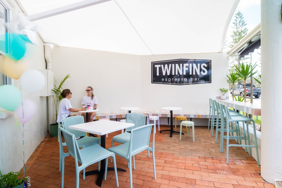 TwinFins espresso Bar
