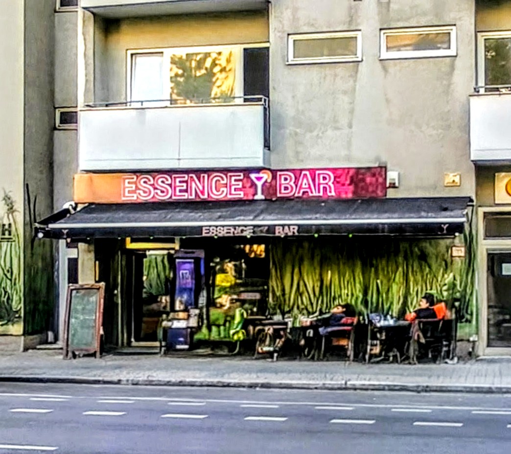 Cafe Essence
