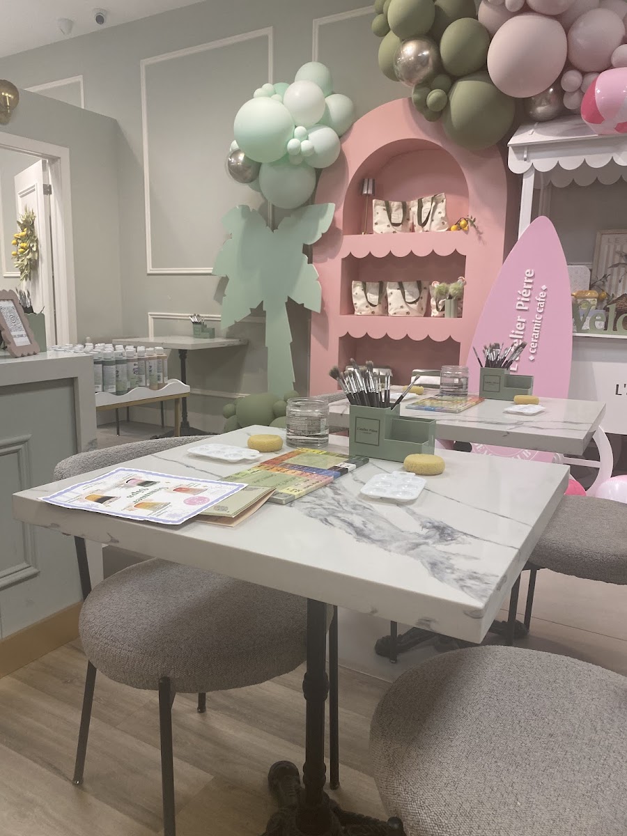 L’atelier Piérre Ceramic Cafe