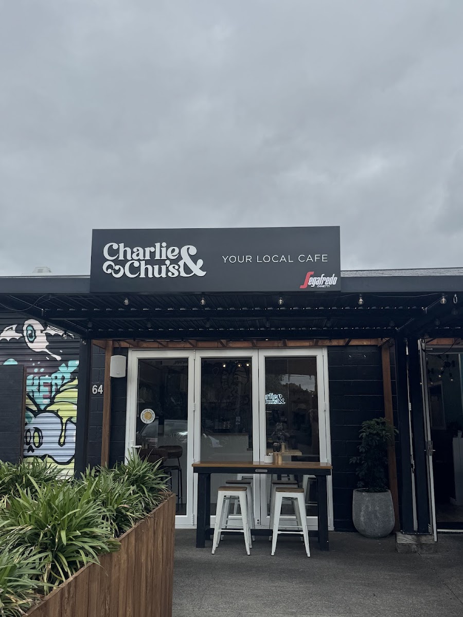 Charlie & Chu’s Cafe