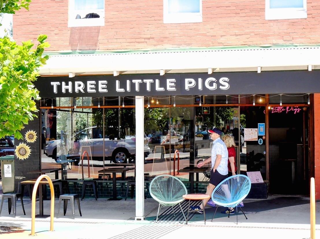 Three Little Pigs (3 Little Pigs)
