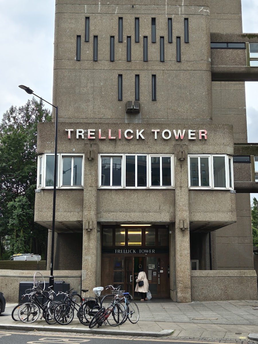 Trellick Lounge