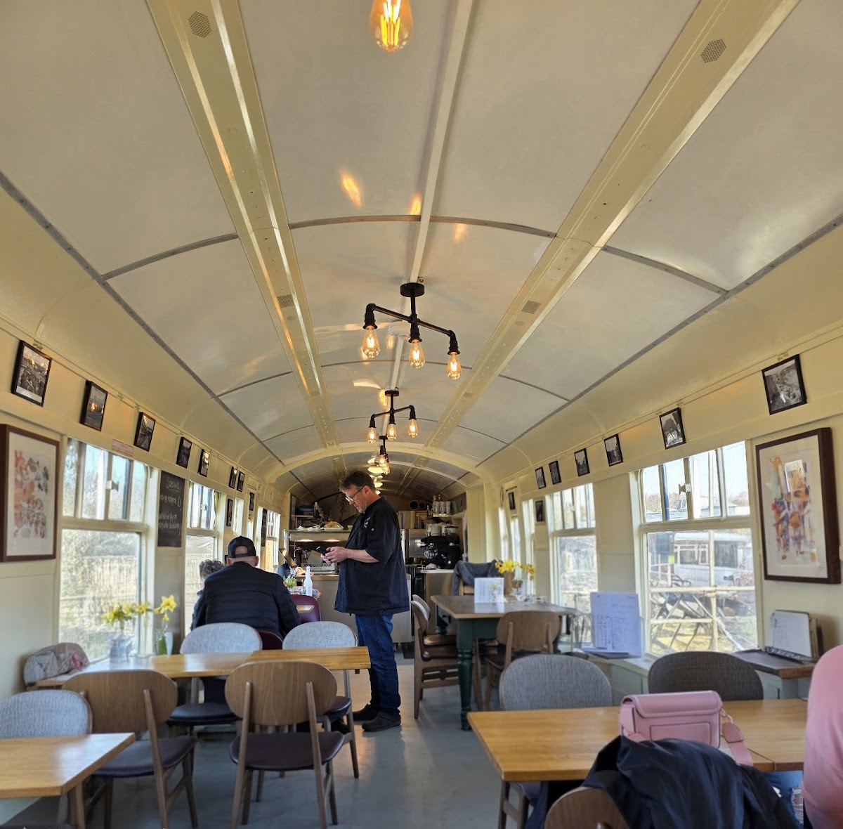 The Carriage, Beeching Road