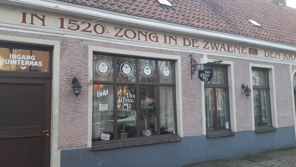 Den Witten Uil - Authentiek bruin café met artistiek karakter.