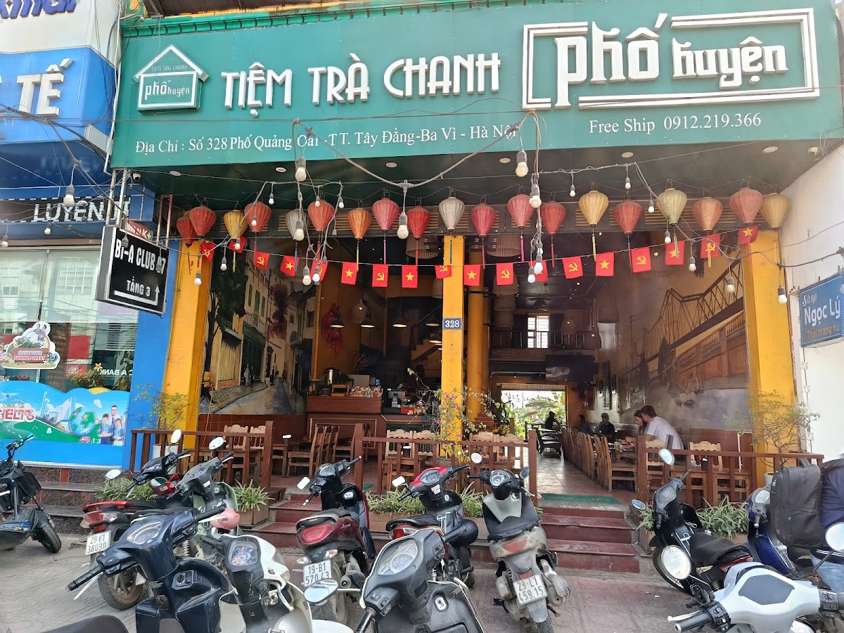 Tiệm Trà Chanh Phố Huyện