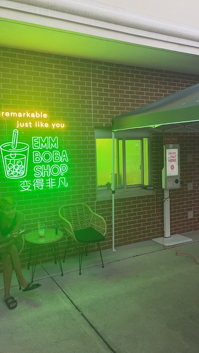 EMM BOBA SHOP