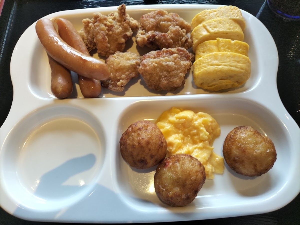 Cafe in der Schwimmoper