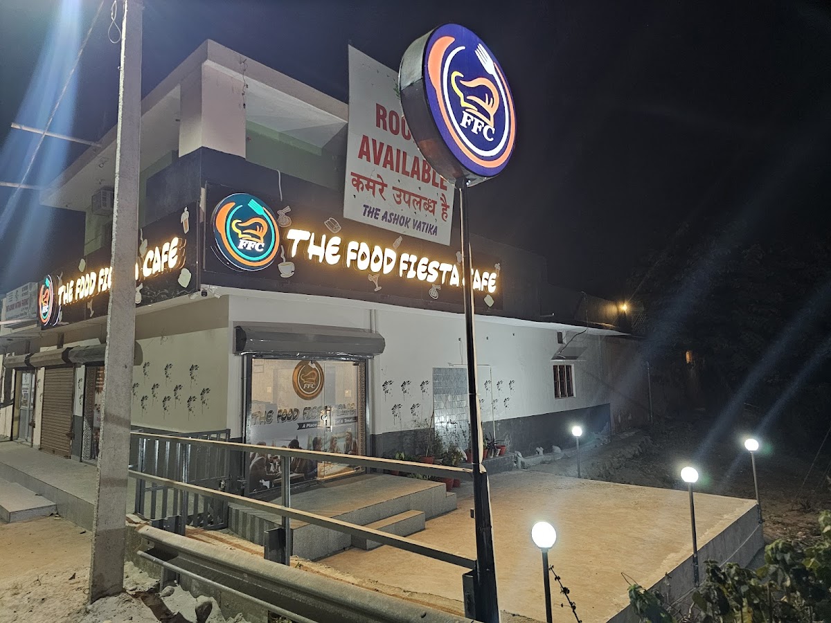 The Food Fiesta Cafe