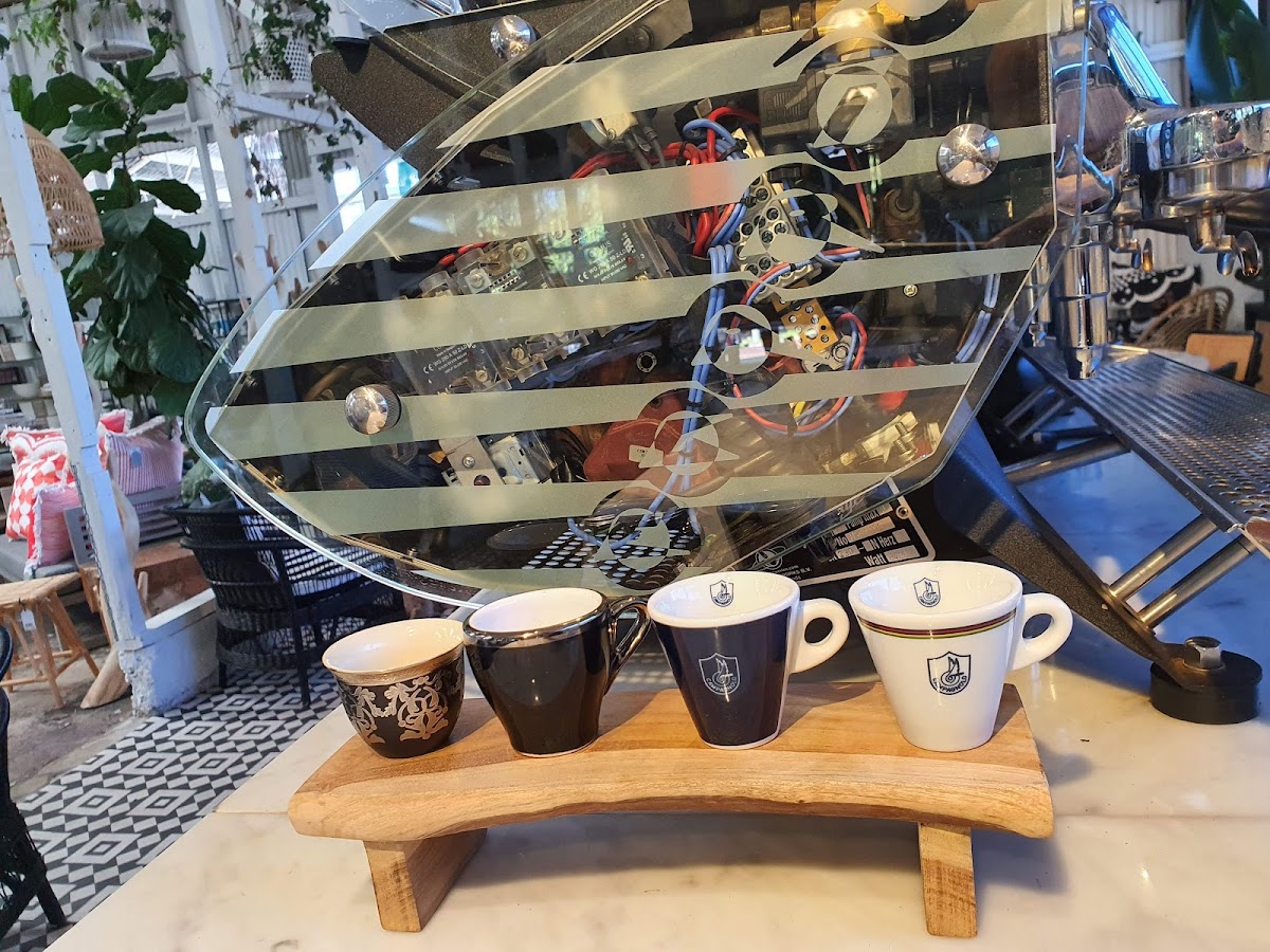 2 keys Coffee Boutique