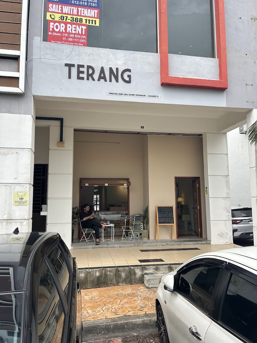 Terang Cafe & Bakery