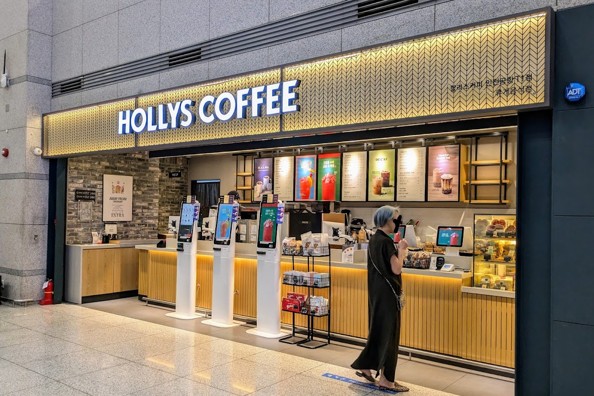 Hollys Coffee Incheon Airport T1