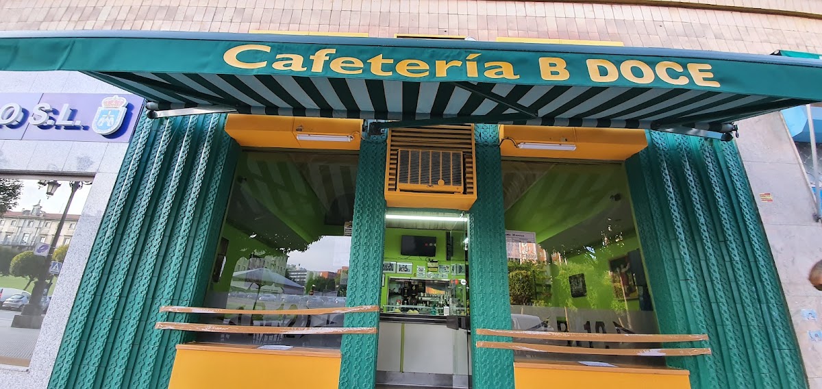 Cafetería B-12